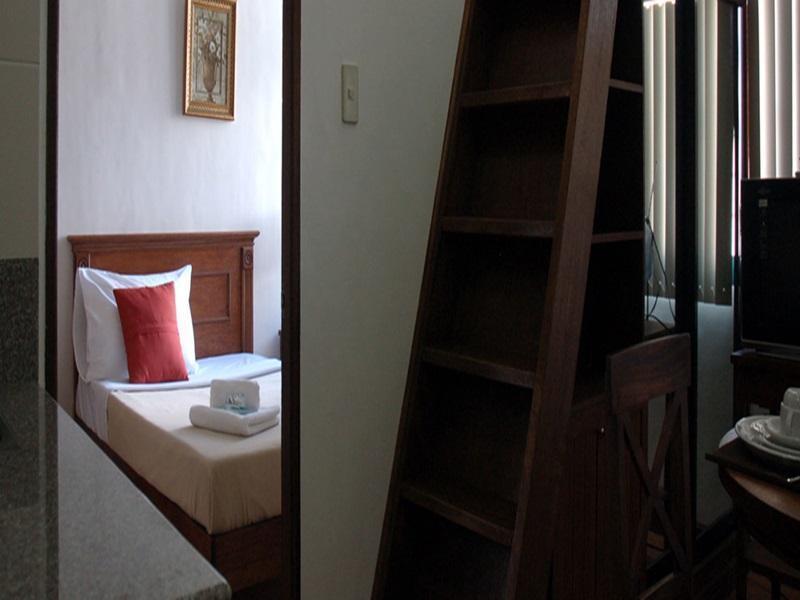Isabelle Royale Paranaque Paranaque City Екстер'єр фото