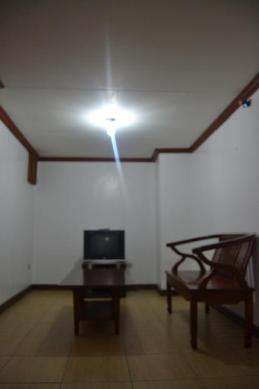 Isabelle Royale Paranaque Paranaque City Екстер'єр фото