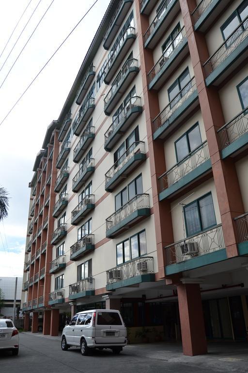 Isabelle Royale Paranaque Paranaque City Екстер'єр фото