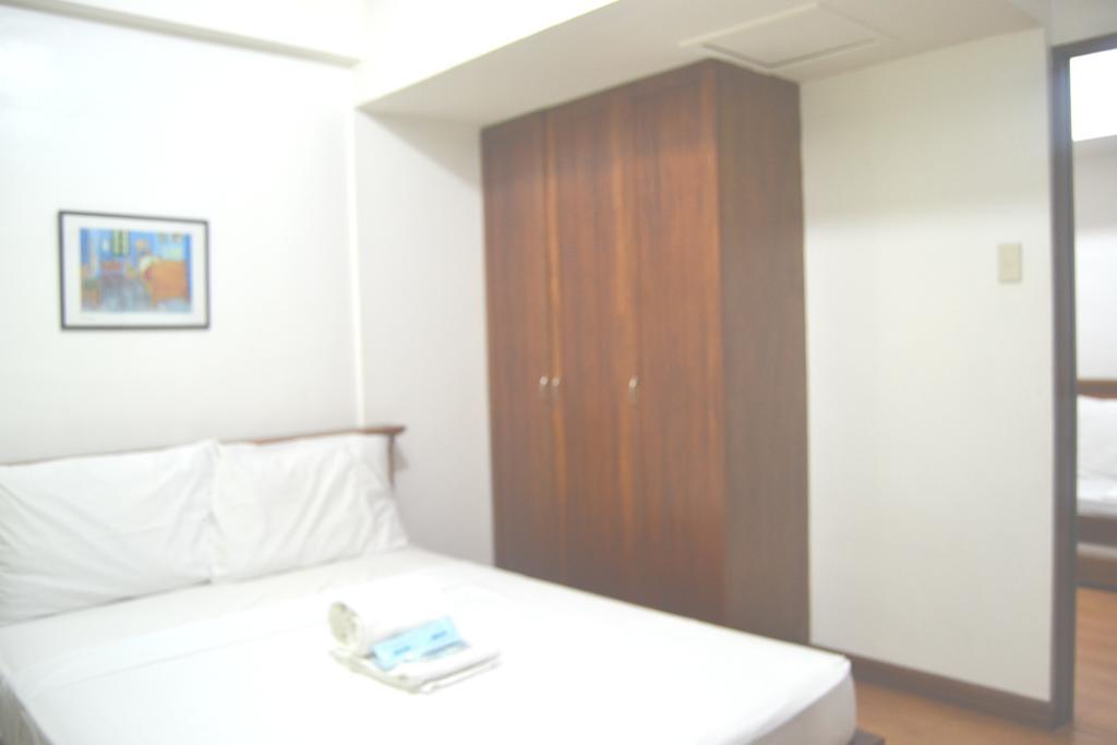 Isabelle Royale Paranaque Paranaque City Екстер'єр фото