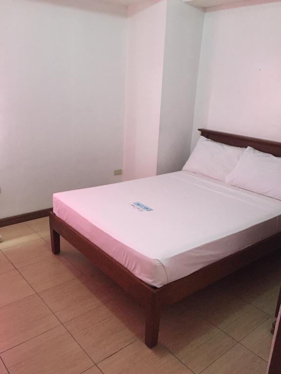 Isabelle Royale Paranaque Paranaque City Екстер'єр фото
