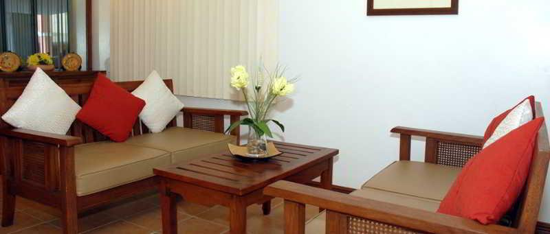 Isabelle Royale Paranaque Paranaque City Екстер'єр фото