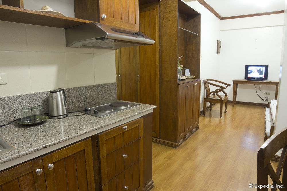 Isabelle Royale Paranaque Paranaque City Екстер'єр фото