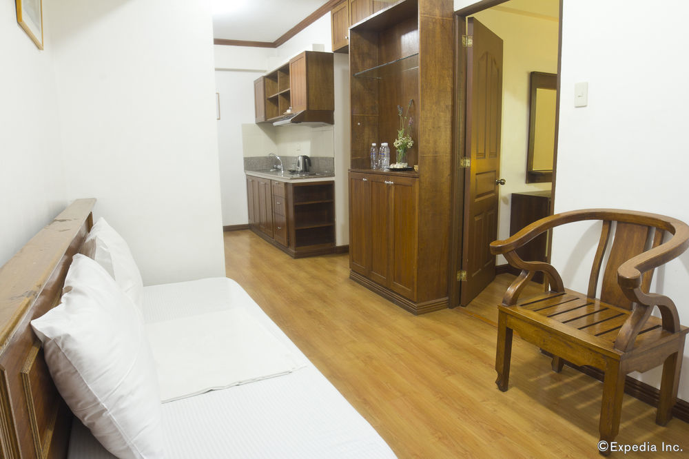 Isabelle Royale Paranaque Paranaque City Екстер'єр фото