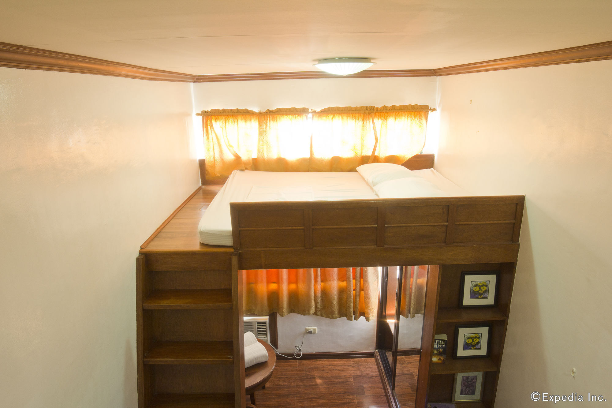 Isabelle Royale Paranaque Paranaque City Екстер'єр фото